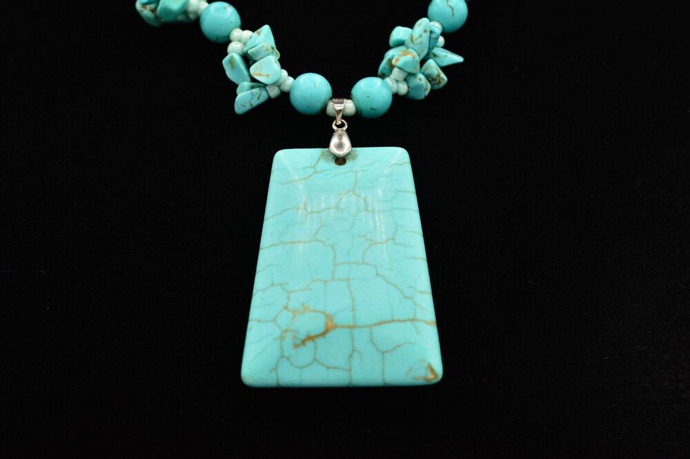 Vintage Cabochon Pendant Necklace Beaded Faux Turquoise Stone Statement Bin1D